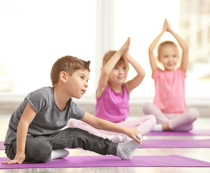 Tư thế Yoga cho trẻ mầm non