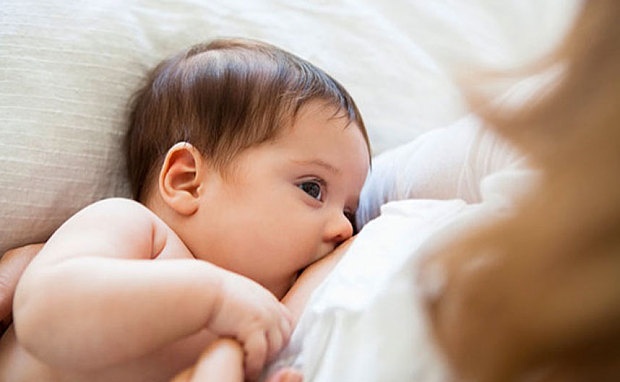 Mách mẹ cách trị táo bón cho trẻ sơ sinh tại nhà an toàn hiệu quả