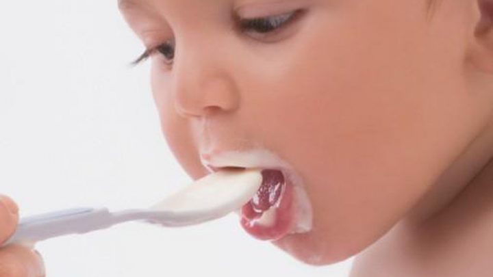 Dị ứng sữa bò là gì và thực đơn cho bé dị ứng sữa bò?