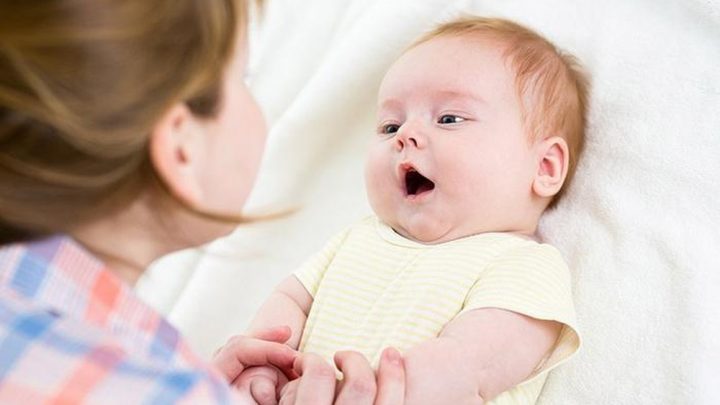 Tìm hiểu trẻ mấy tháng biết nói và nguyên nhân khiến trẻ nói chậm