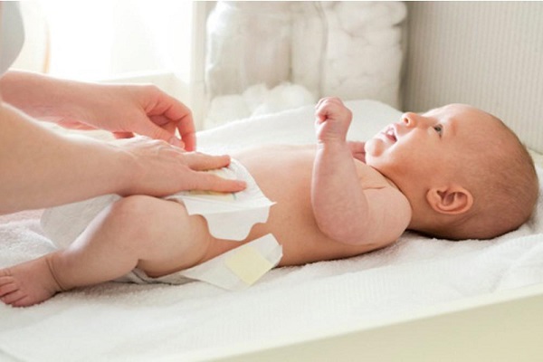 Tìm hiểu nguyên nhân và dấu hiệu nhận biết trẻ sơ sinh bị tiêu chảy