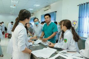 Tiếng Anh chuyên ngành Xét nghiệm giúp mở rộng cơ hội nghề nghiệp trong ngành Y
